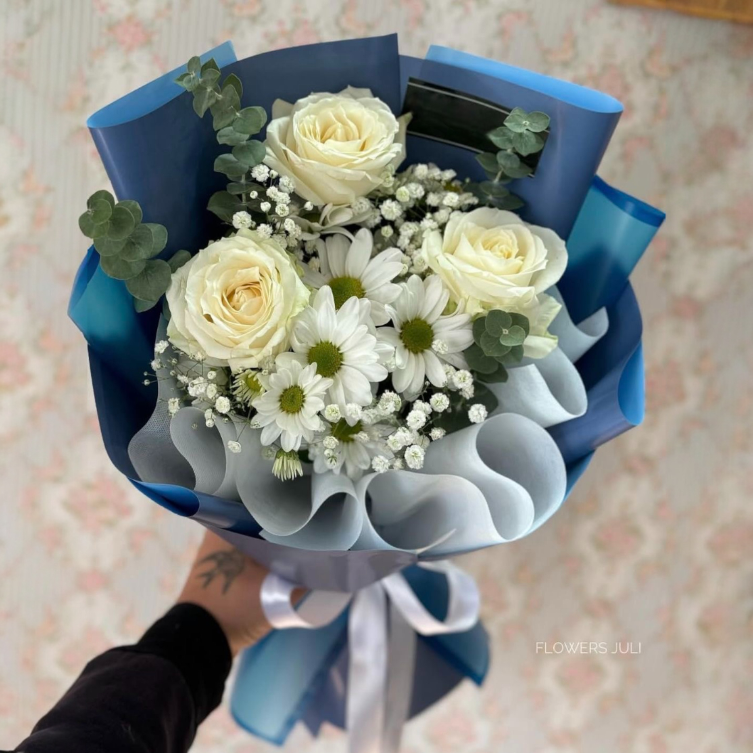 Daisy Flower Bouquet | White, Pink, Blue & Purple Daisies – Vianya 