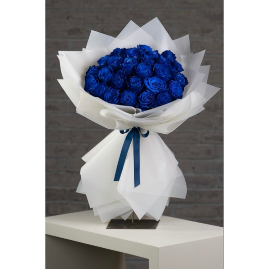 30 Blue Roses Bouquet - Vianya Florals