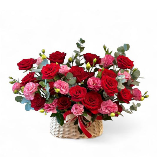 Amour Basket - Vianya Florals