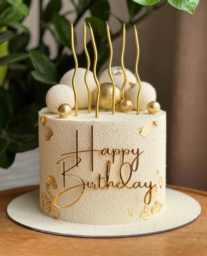 Birthday Cakes in Dubai, UAE 