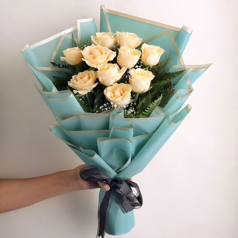 10 Peach Rose Bouquet