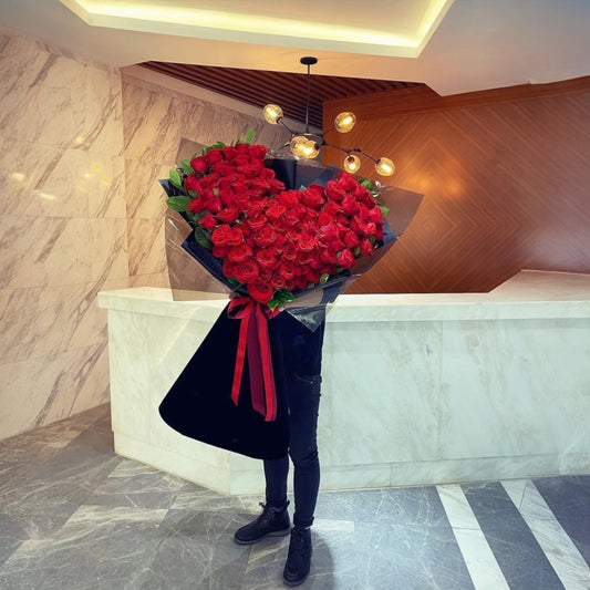 Heart Red Roses Bouquet