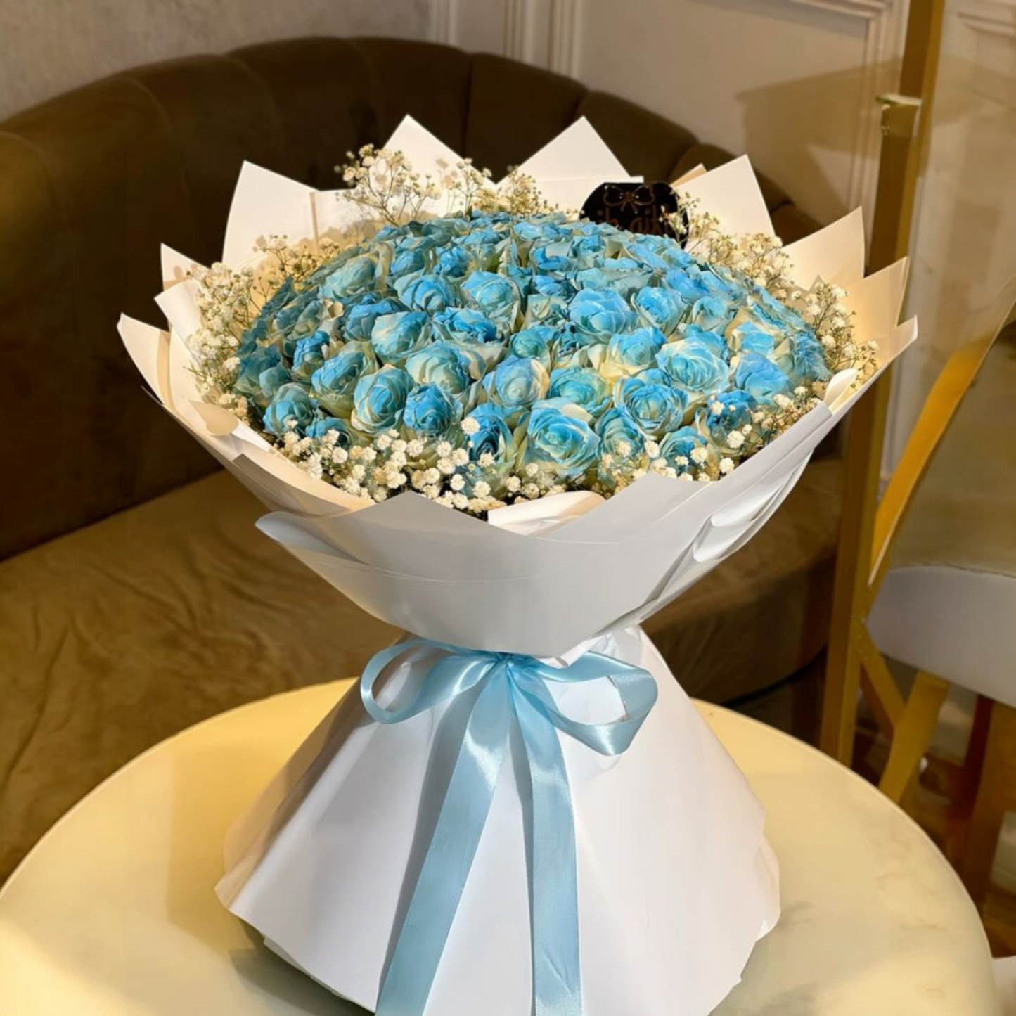 Blue Infinity Rose Luxe Bouquet