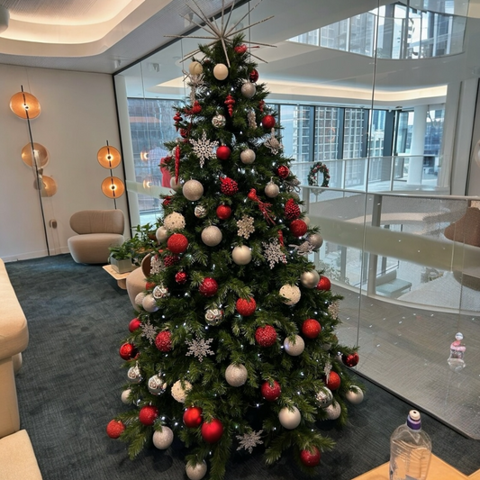 Classic Holiday Charm Christmas Tree