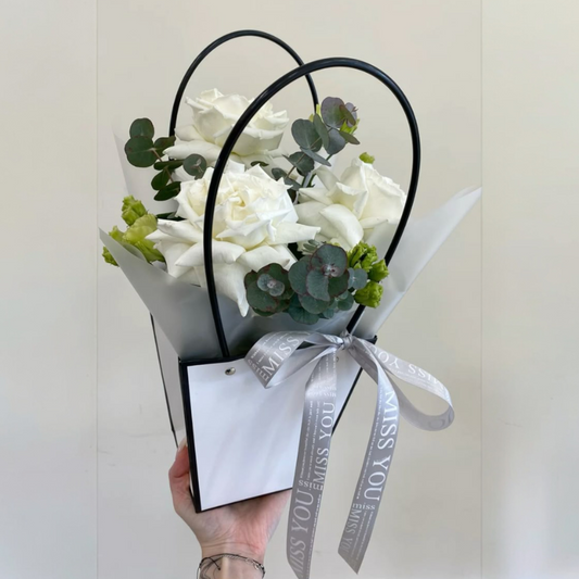 Elegant White Rose Bag