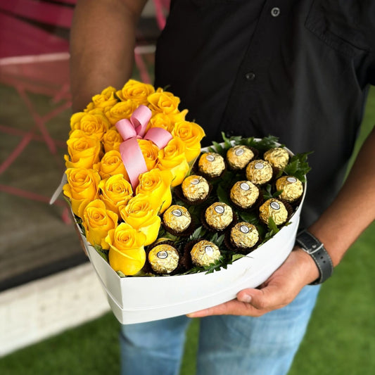 Golden Delight Heart Box