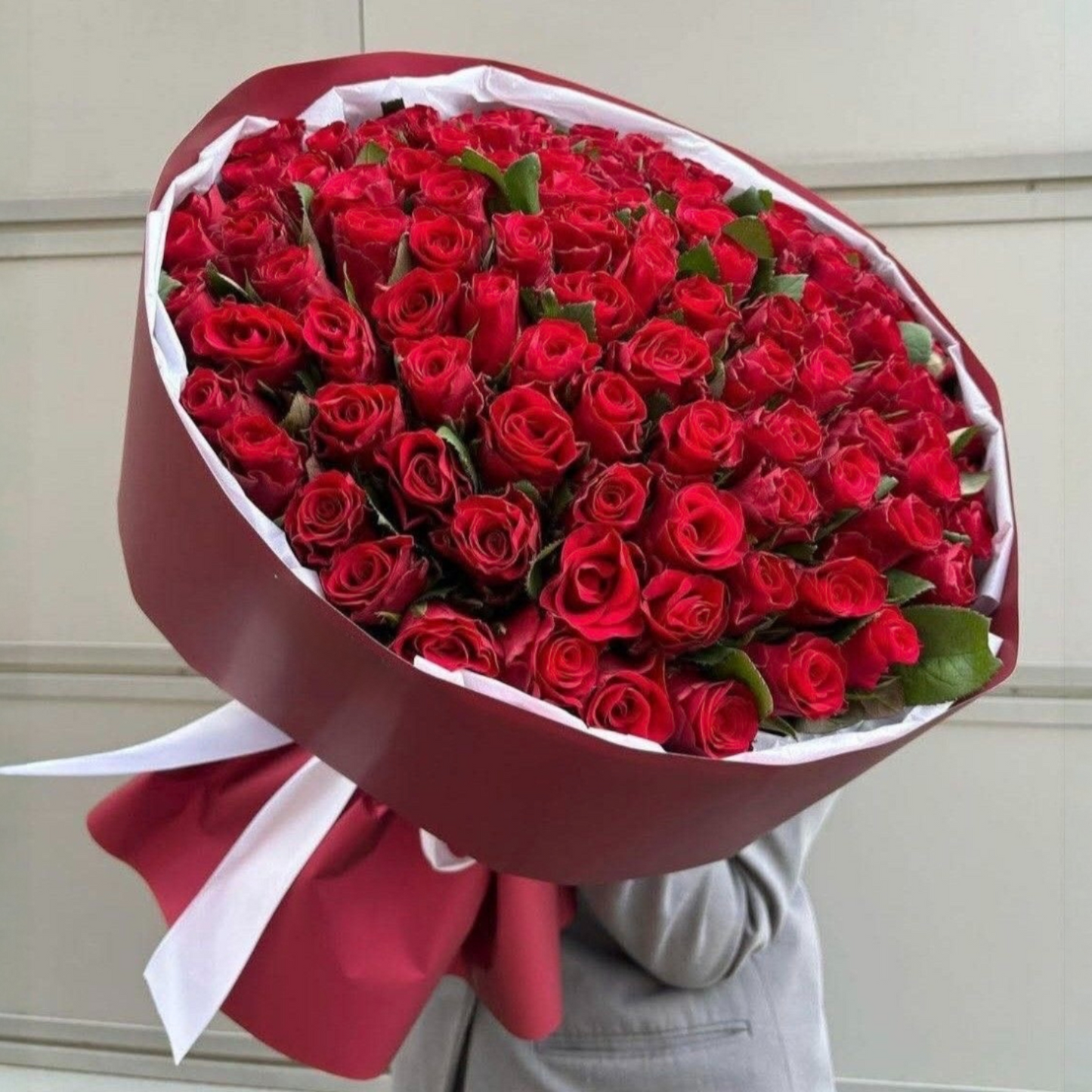 Grand Crimson Rose Bouquet