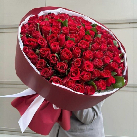 Grand Crimson Rose Bouquet