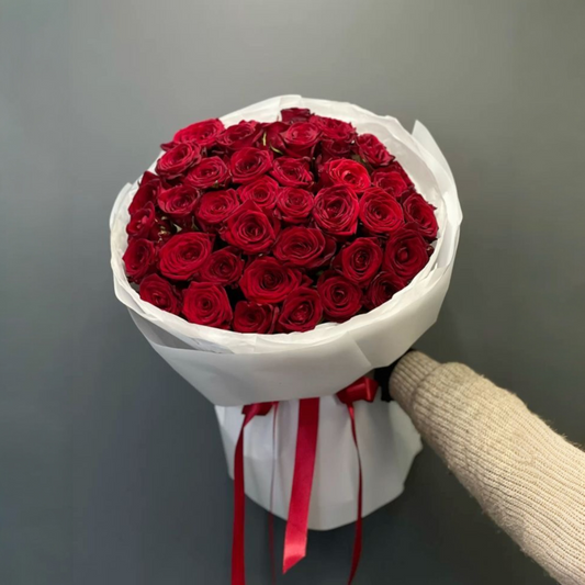 Grand Red Rose Signature Bouquet