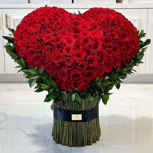Heart of Red Roses