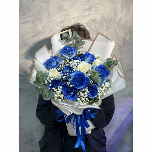 Blue Rose Bouquet