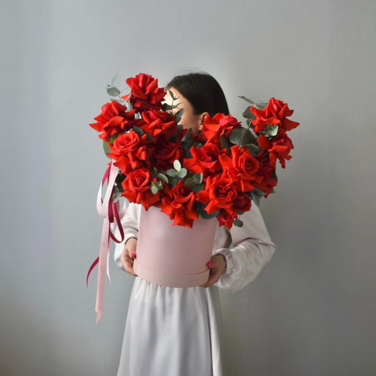 Red Rose Luxe Hatbox