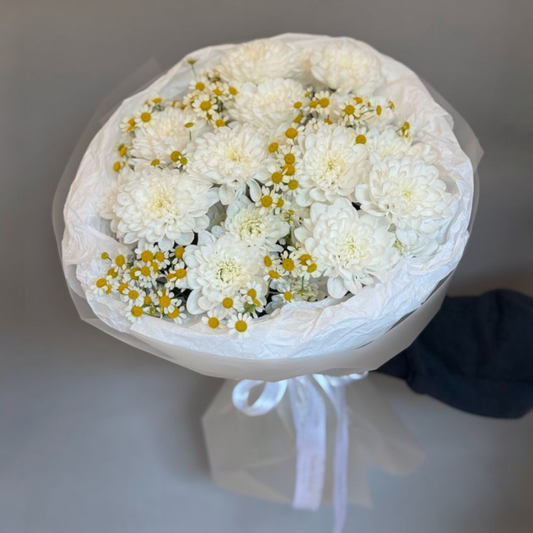 White Chrysanthemum & Chamomile Bouquet